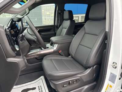 2026 Chevrolet 2500 Crew Cab, $77900. Photo 6