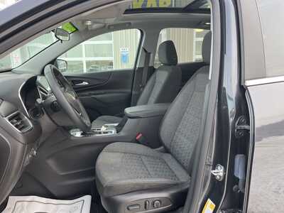 2023 Chevrolet Equinox, $22000. Photo 2