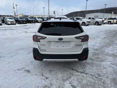 2024 Subaru Outback, $28900. Photo 11