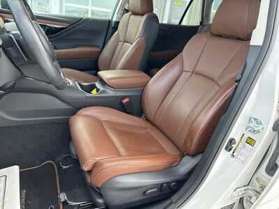 2024 Subaru Outback, $28900. Photo 5