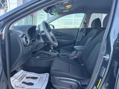 2022 Hyundai Kona, $16500. Photo 5