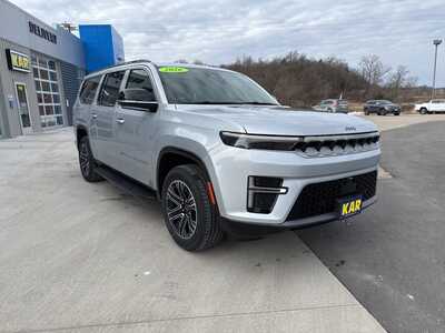 2026 Jeep Grand Wagoneer, $72555. Photo 2