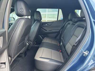 2025 Chevrolet Equinox, $27900. Photo 10