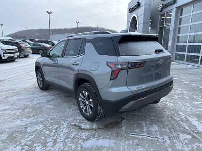 2025 Chevrolet Equinox, $28500. Photo 10