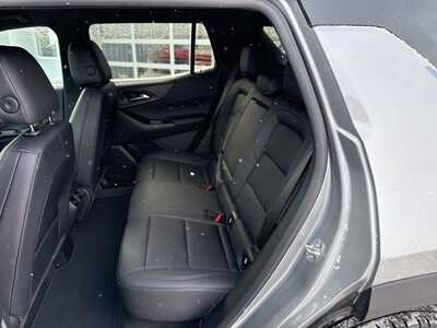 2025 Chevrolet Equinox, $28500. Photo 6