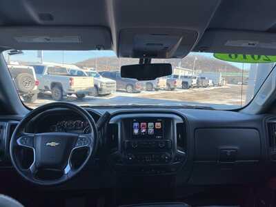 2016 Chevrolet 1500 Ext Cab, $27000. Photo 3