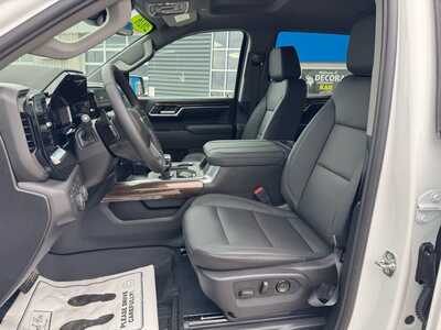 2026 Chevrolet 1500 Crew Cab, $62875. Photo 2