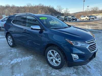 2020 Chevrolet Equinox, $19900. Photo 2