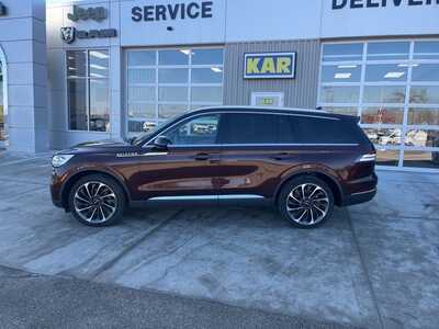 2020 Lincoln Aviator, $31700. Photo 12