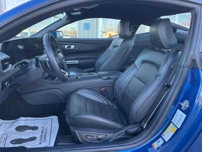 2024 Ford Mustang, $46000. Photo 2