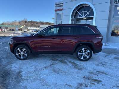2026 Jeep Grand Cherokee, $46909. Photo 10