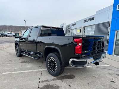 2026 Chevrolet 3500 Crew Cab, $66000. Photo 8