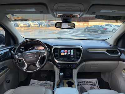 2018 GMC Acadia, $15000. Photo 3