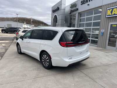 2023 Chrysler Pacifica, $25000. Photo 11