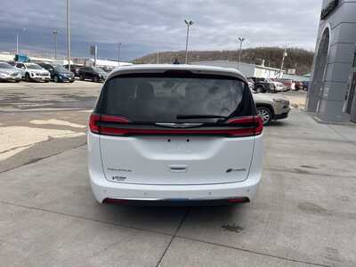 2023 Chrysler Pacifica, $25000. Photo 7