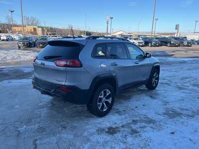 2017 Jeep Cherokee, $12700. Photo 12