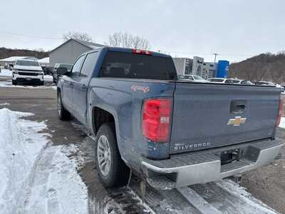 2017 Chevrolet 1500 Crew Cab, $20000. Photo 4