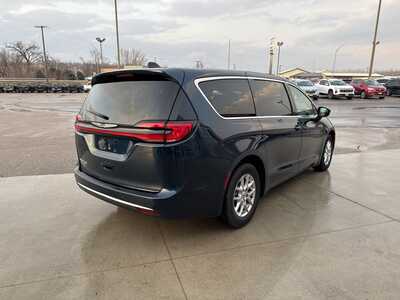 2023 Chrysler Pacifica, $25000. Photo 12