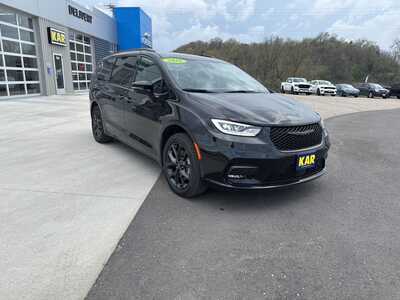 2026 Chrysler Pacifica, $47200. Photo 2