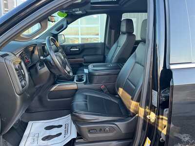 2019 Chevrolet 1500 Crew Cab, $37000. Photo 2