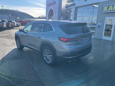 2025 Buick Enclave, $38000. Photo 3