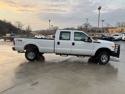 2015 Ford F250 Crew Cab, $17000. Photo 11