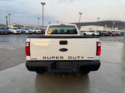 2015 Ford F250 Crew Cab, $17000. Photo 9