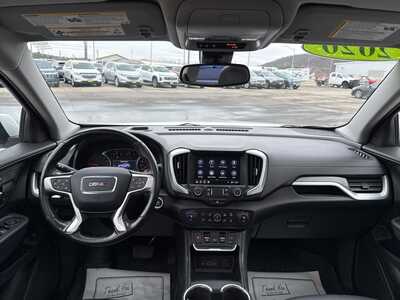 2020 GMC Terrain, $18500. Photo 3