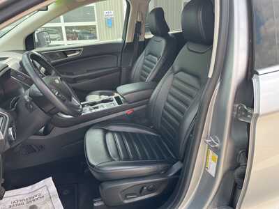 2023 Ford Edge, $22500. Photo 2