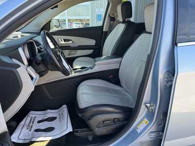 2015 Chevrolet Equinox, $10000. Photo 2