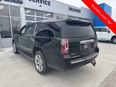 2017 GMC Yukon XL, $17000. Photo 2