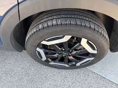 2025 Kia Telluride, $36700. Photo 10
