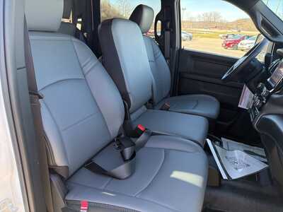 2026 RAM 3500 Crew Cab, $75005. Photo 6