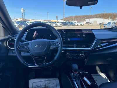 2026 Chevrolet Trax, $28000. Photo 2