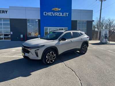 2026 Chevrolet Trax, $28000. Photo 1