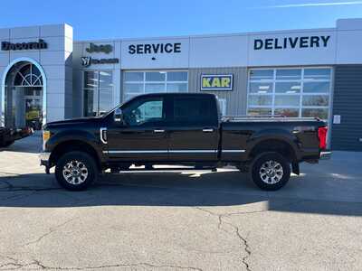2017 Ford F250 Crew Cab, $36000. Photo 12