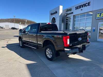2017 Ford F250 Crew Cab, $36000. Photo 7