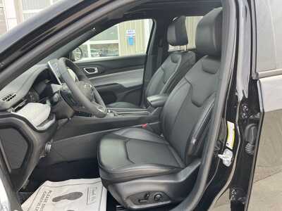 2025 Jeep Compass, $23480. Photo 2