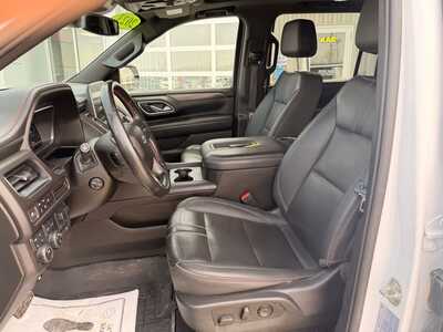 2023 Chevrolet Suburban, $49680. Photo 2