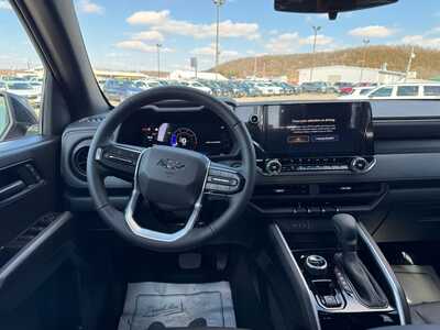 2026 Chevrolet Colorado Crew Cab, $45365. Photo 2