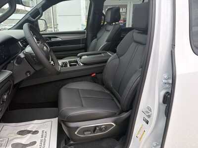 2026 Jeep Grand Wagoneer, $77300. Photo 2