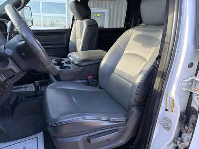 2022 RAM 5500 Crew Cab, $48000. Photo 2