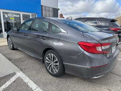2021 Honda Accord, $23500. Photo 3