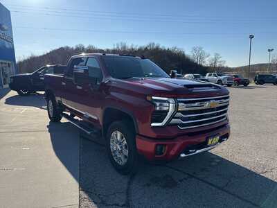 2024 Chevrolet 3500 Crew Cab, $70000. Photo 2