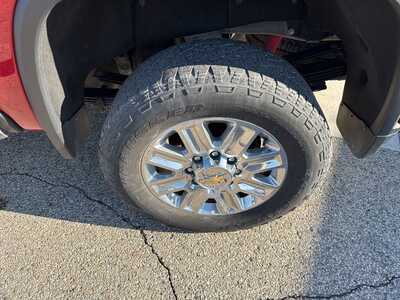 2024 Chevrolet 3500 Crew Cab, $70000. Photo 7