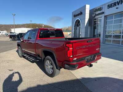 2024 Chevrolet 3500 Crew Cab, $70000. Photo 9
