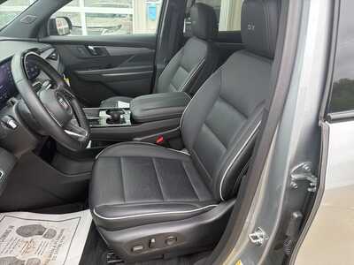 2025 Buick Enclave, $41680. Photo 2