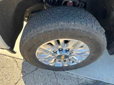 2023 Chevrolet 3500 Crew Cab, $64080. Photo 5