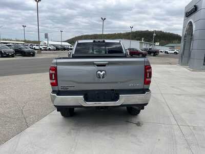 2020 RAM 2500 Crew Cab, $36000. Photo 7