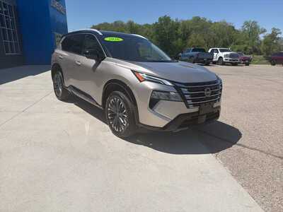 2026 Nissan Rogue, $35180. Photo 5